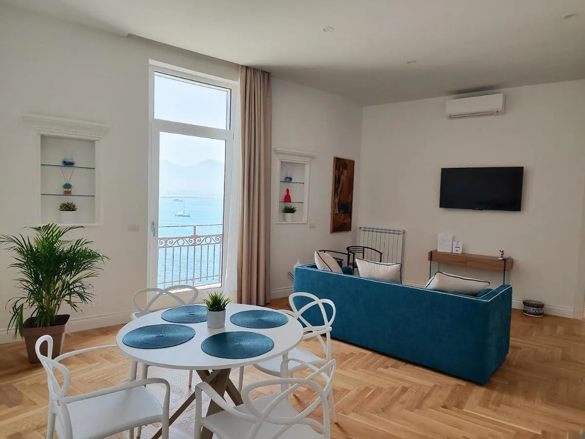 נאפולי Santa Lucia Luxury Apartment