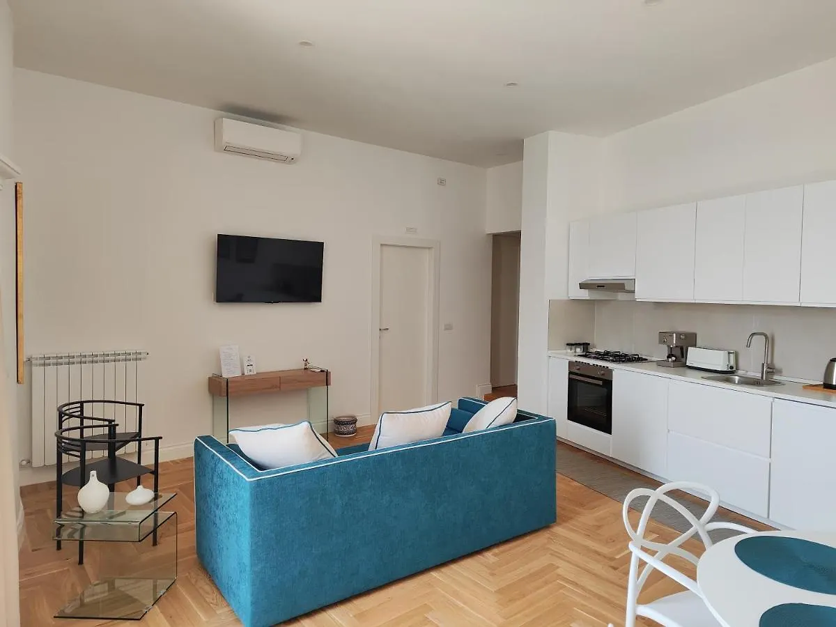נאפולי Santa Lucia Luxury Apartment