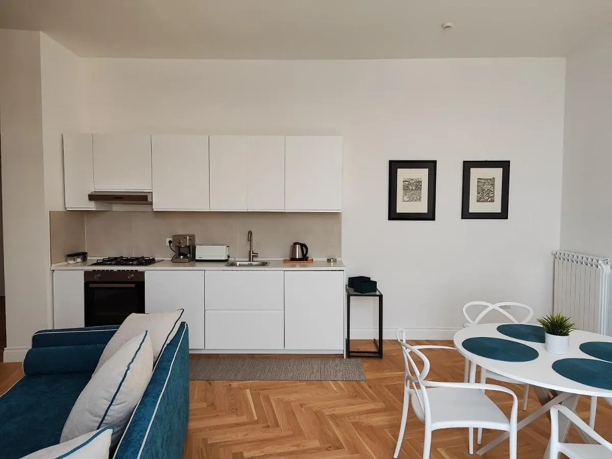 נאפולי Santa Lucia Luxury Apartment