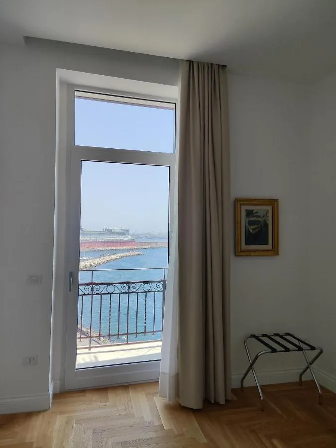 נאפולי Santa Lucia Luxury Apartment